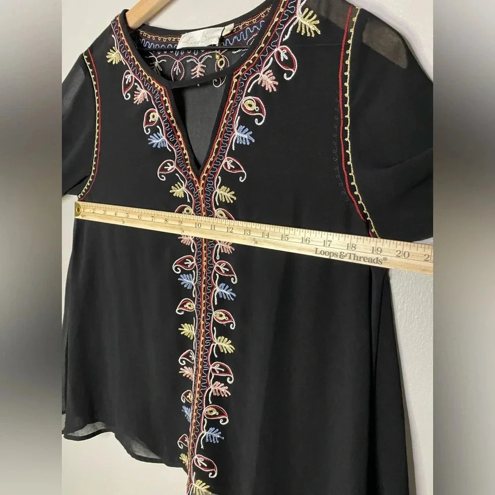 Love Sam Embroidered Peasant Top Black Sheer M boho feminine 70s‎ Anthropology - Picture 10 of 12